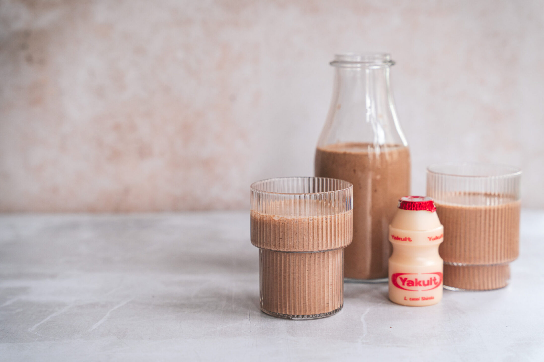 Schoko-Gewürz-Lassi mit Yakult